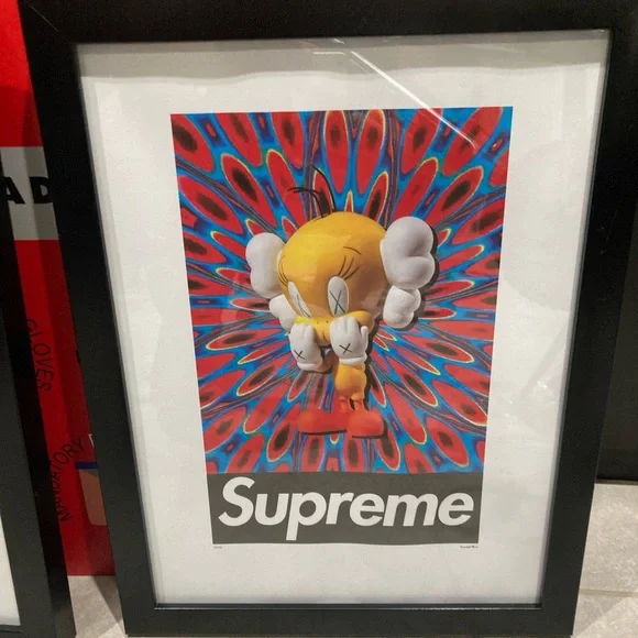 supreme Fairchild Paris×KAWS ポスター
